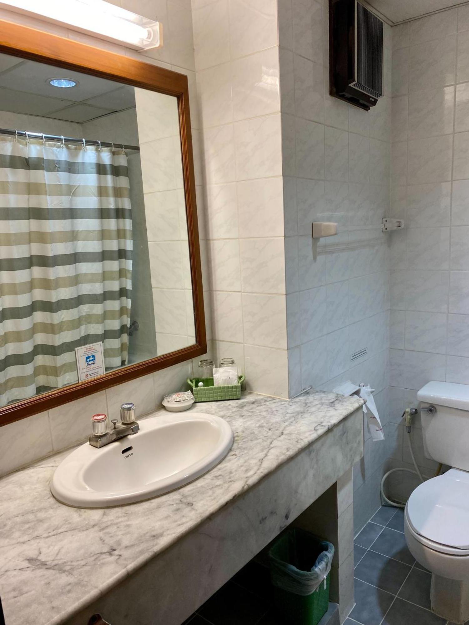 Maeyom Palace Hotel Phrae Luaran gambar