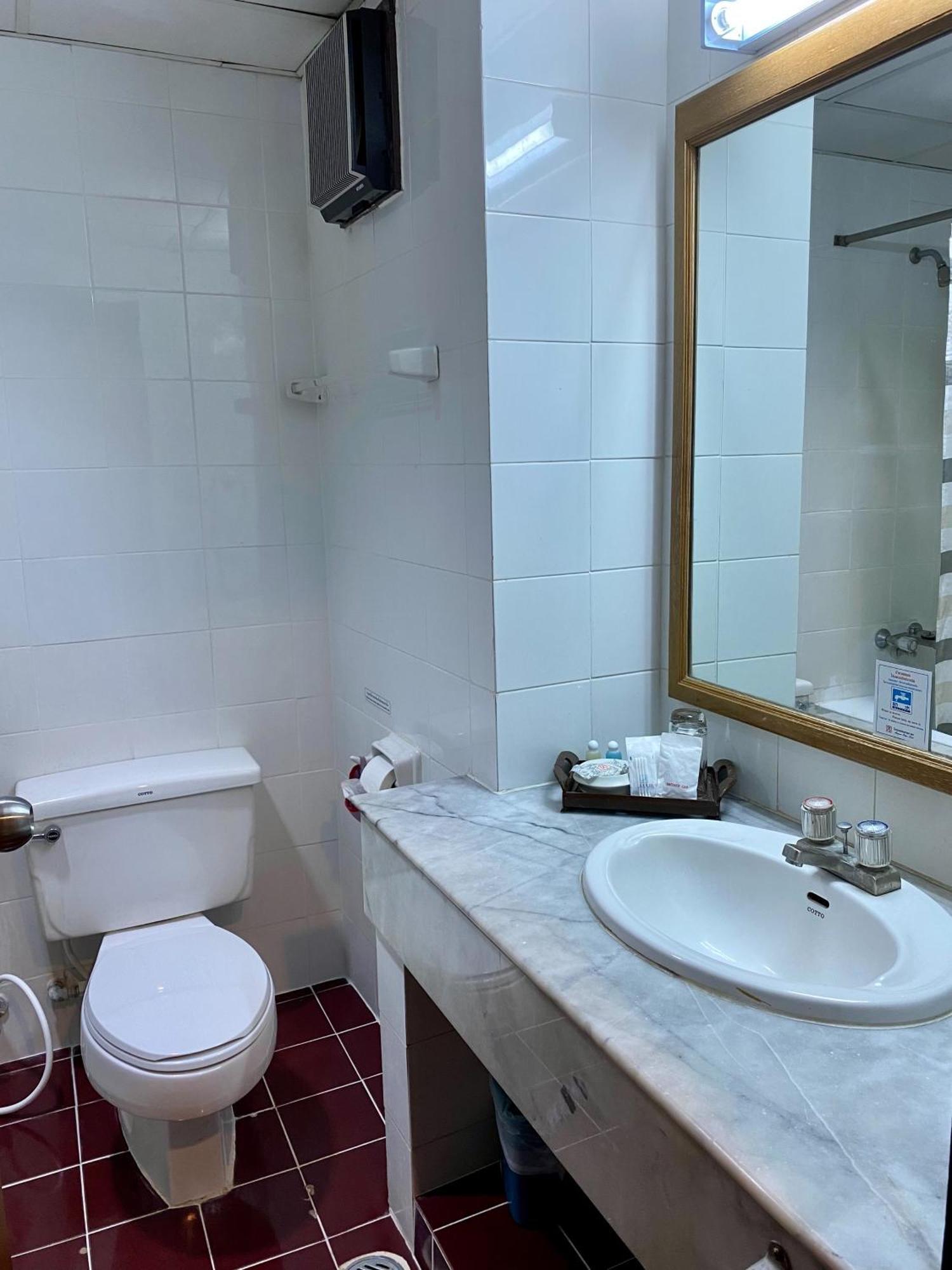 Maeyom Palace Hotel Phrae Luaran gambar