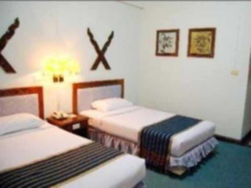 Maeyom Palace Hotel Phrae Luaran gambar